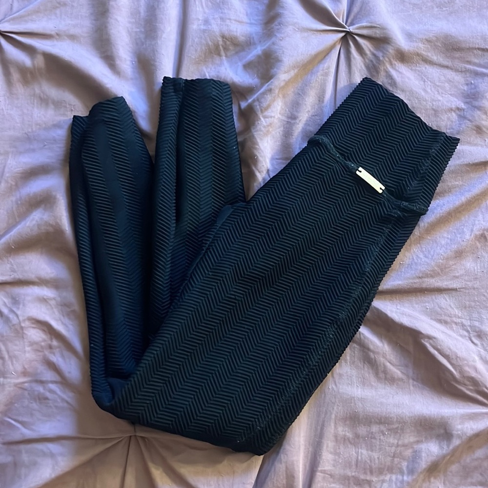 Bombshell leggings